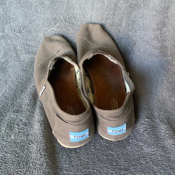 Toms Shoes - Picture 3 of 3